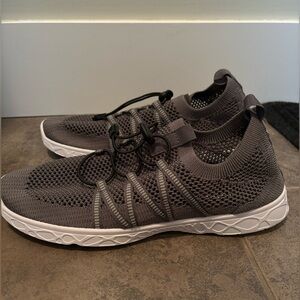 Outbound Men's Noah Water/Walking Shoes with Drainage Outsole